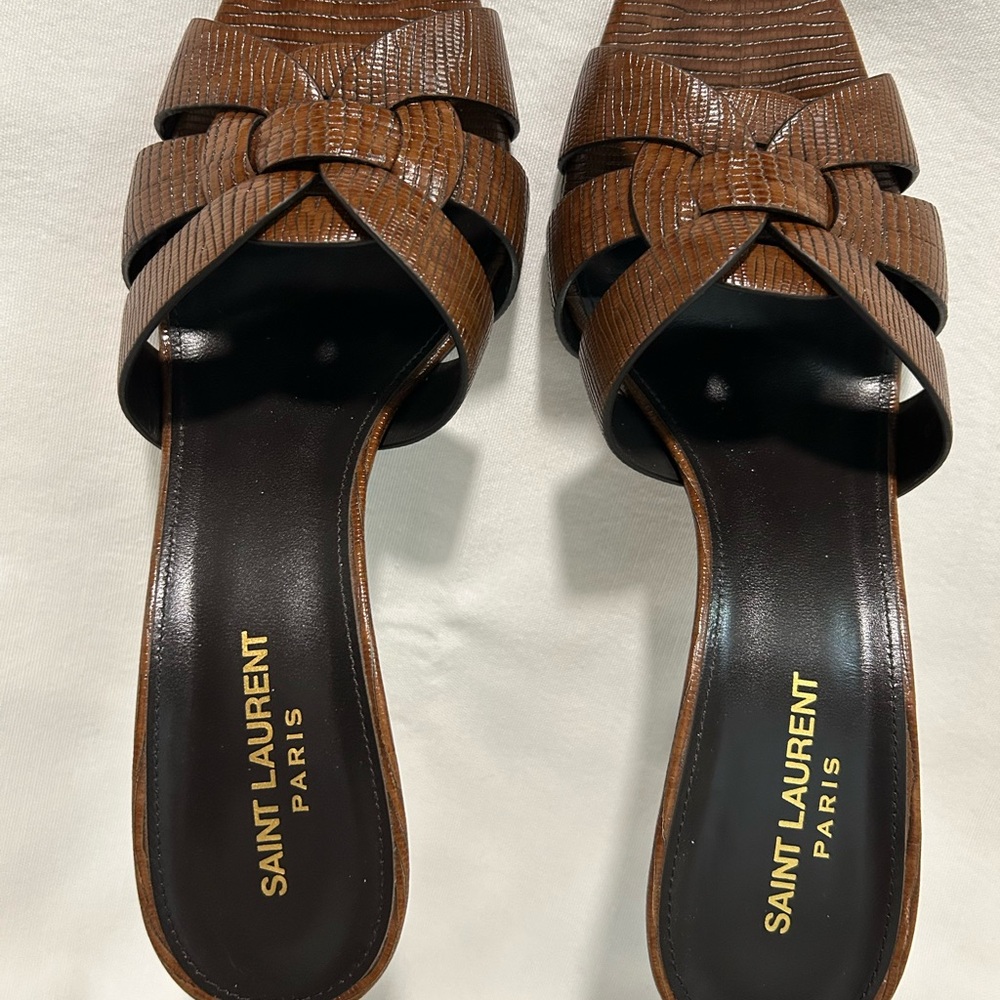 Saint Laurent Brown Textured Leather Knot Slide Sandals